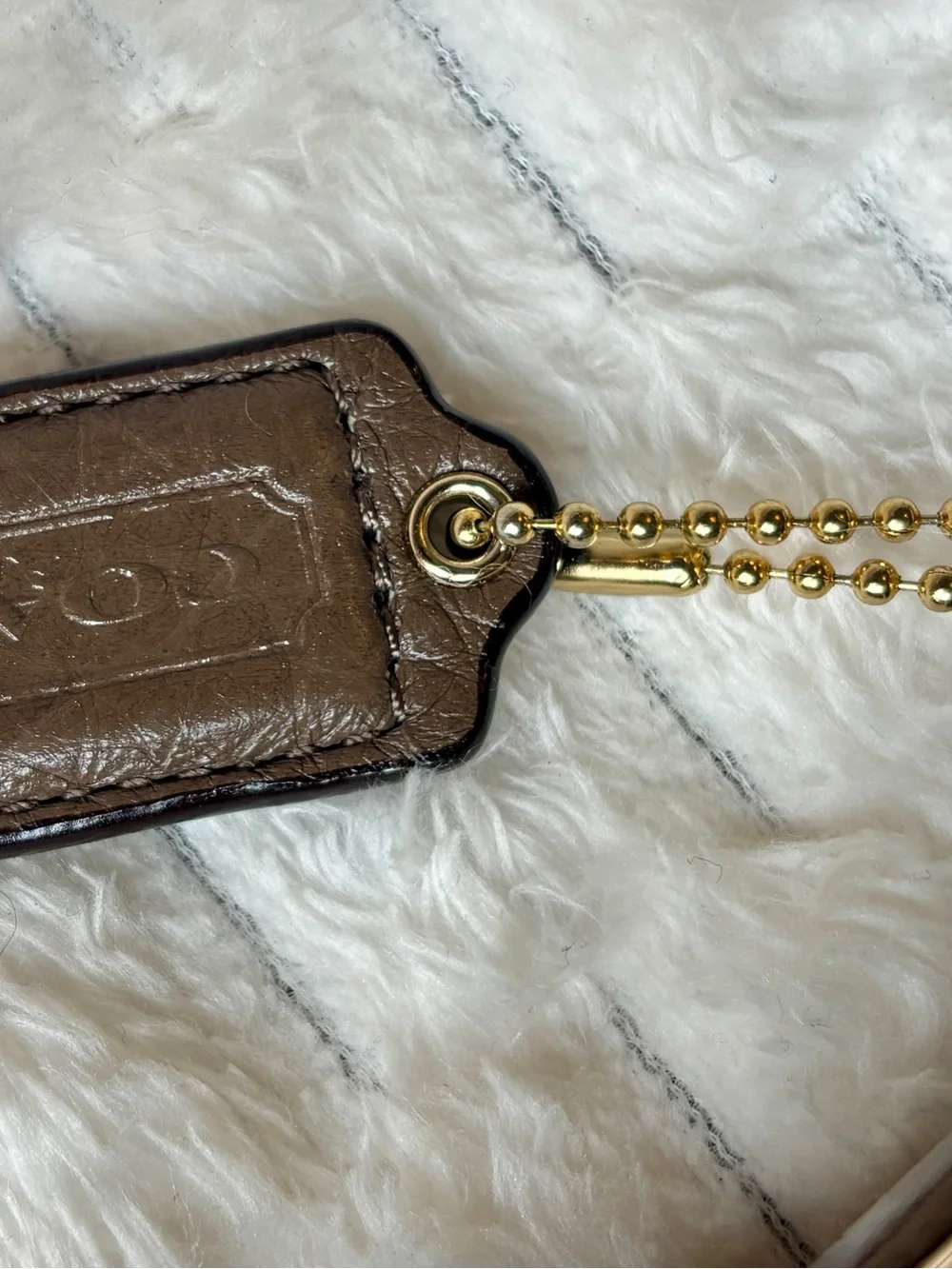 ✨ Authentic Coach Legacy Zip Top Crossbody – Near New Condition with Hang Tag! ✨